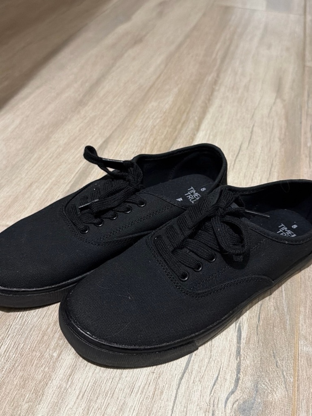 Time and Tru Black Canvas Lace-Up Sneakers